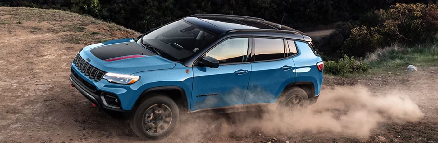2025 Jeep Compass exterior front side view