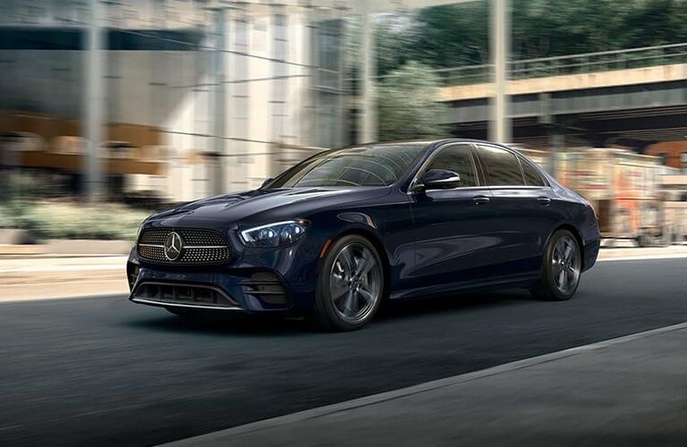 2022 Mercedes-Benz E-Class blue front view on street