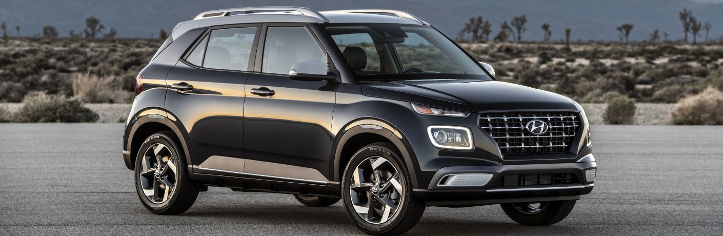 2021 Hyundai Venue front quarter view