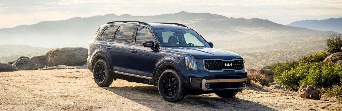 2023 Kia Telluride Parked SUV on a Hilltop