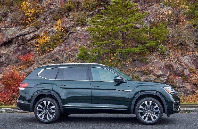 2019 Volkswagen Atlas side view