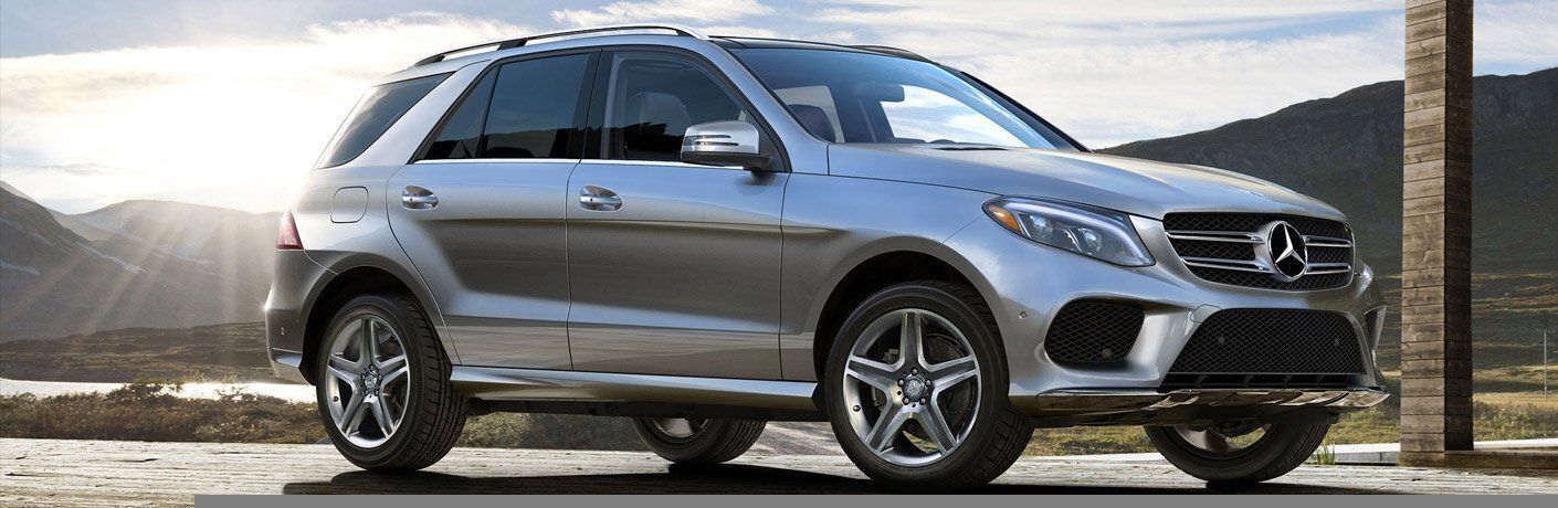 Side view of the 2023 Mercedes-Benz GLE SUV Gray