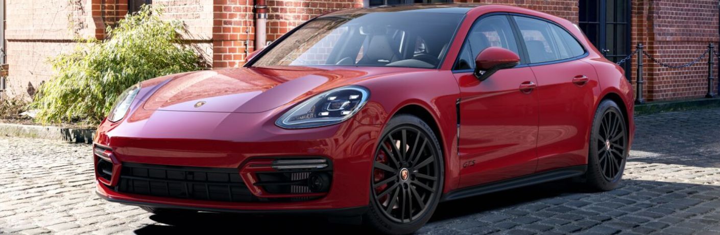 2022 Porsche Panamera GTS Sport Turismo