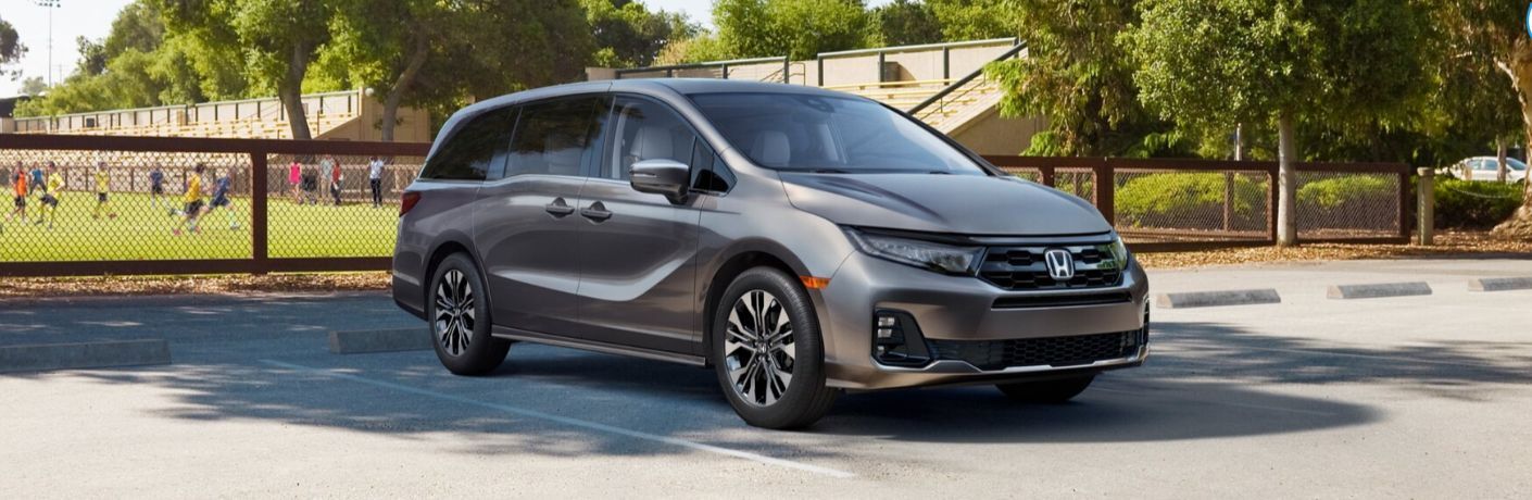 front and side view of the 2025 Honda Odyssey