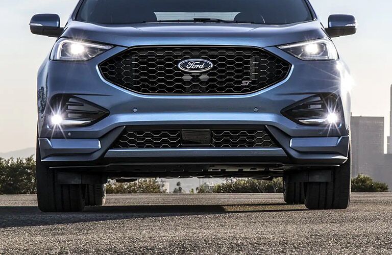 2020 Ford Edge front view