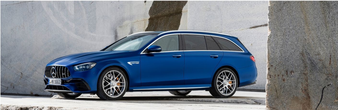 2021 MB E-Class exterior front fascia driver side in front of stone wall