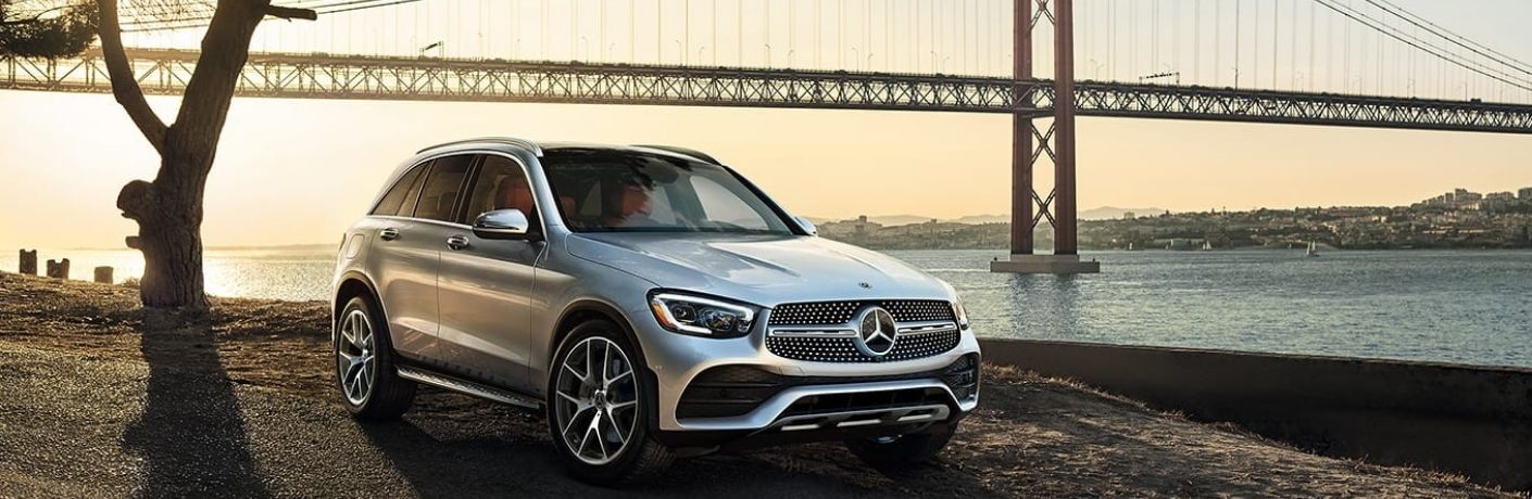 2022 MB GLC SUV side and front view