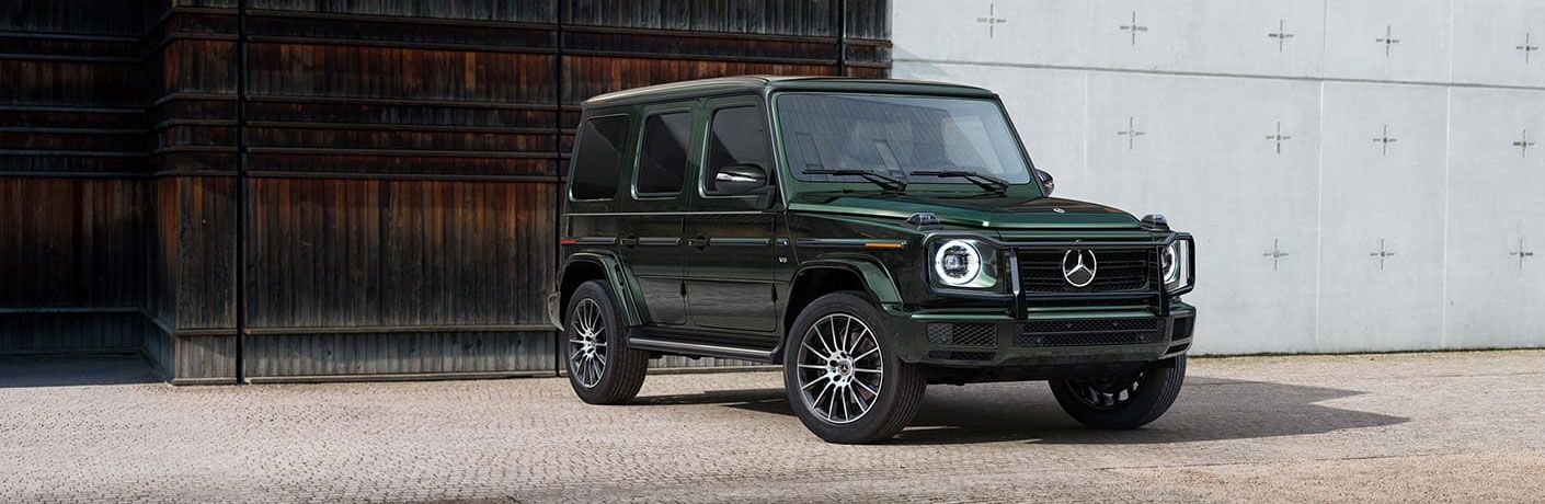 2021 MB G-Class exterior front fascia passenger side in front of wall