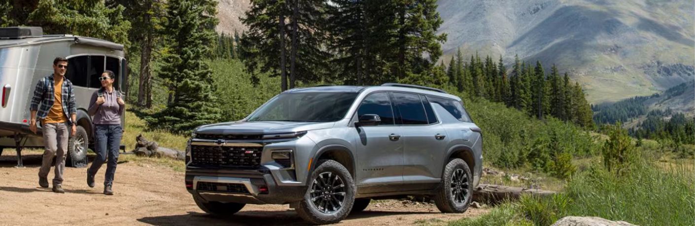 front quarter view of the 2025 Chevrolet Traverse