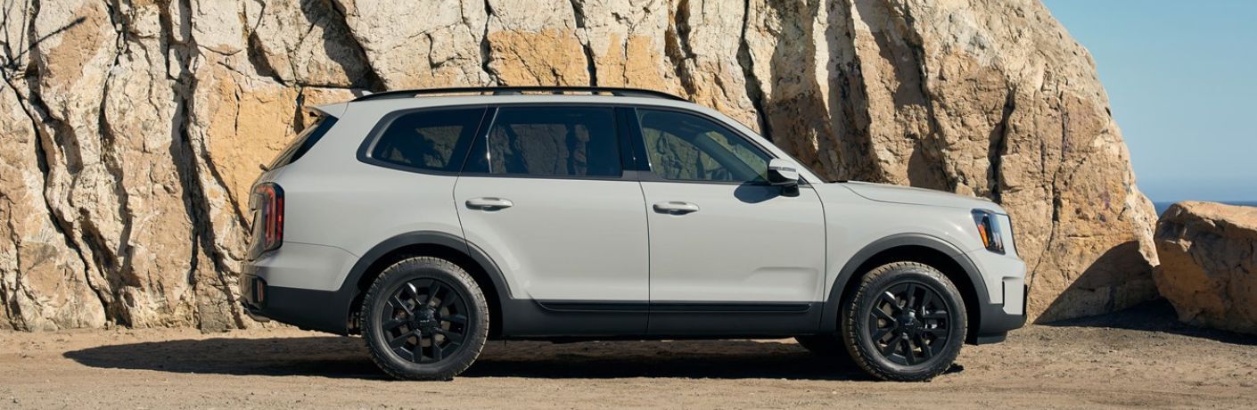 2025 Kia Telluride X-Line exterior side view