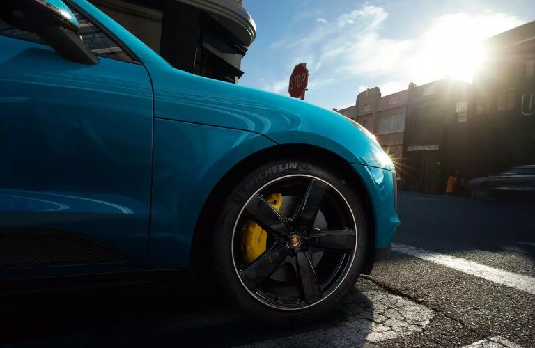 2021 Macan performance brakes and tires