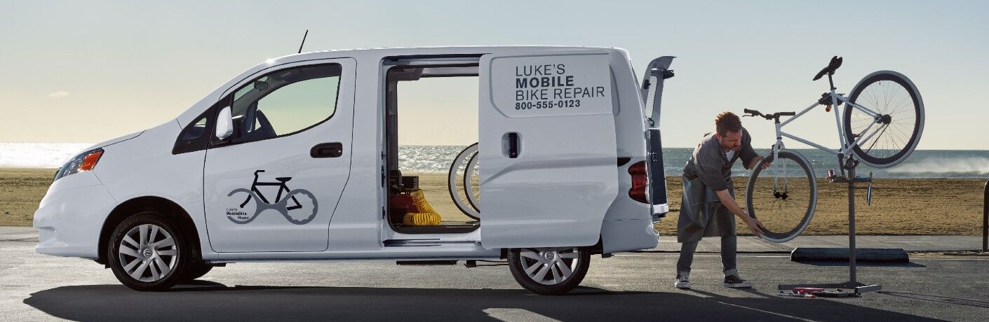 nissan nv compact cargo