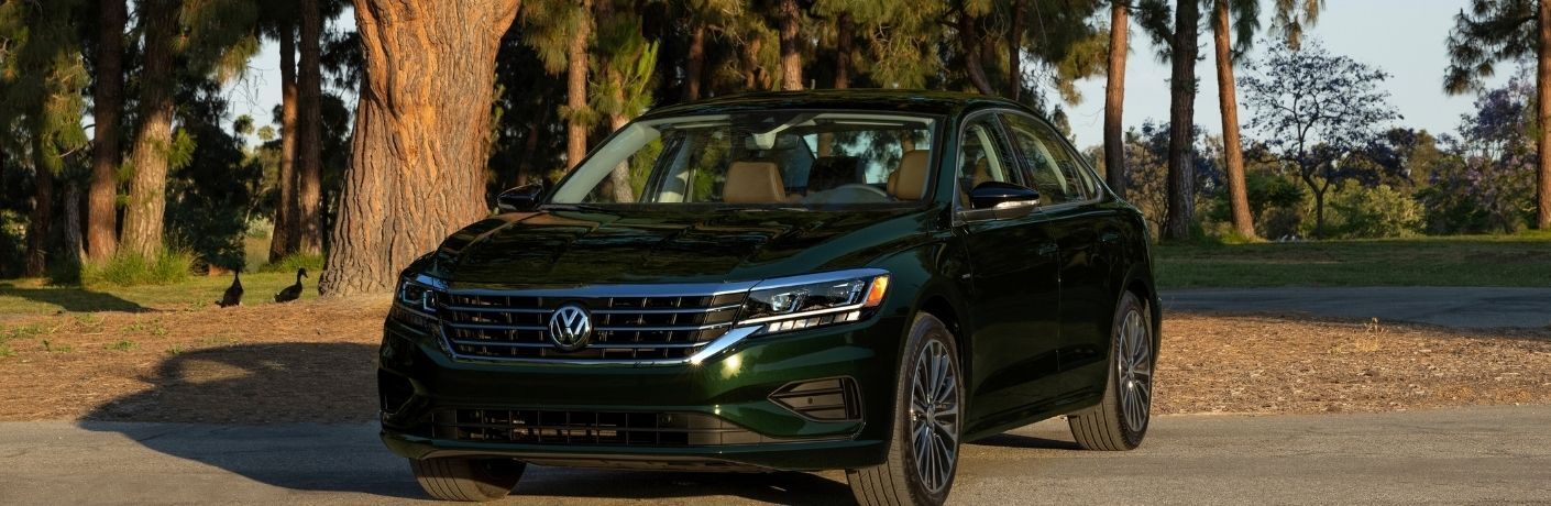 2022 Volkswagen Passat front and side view