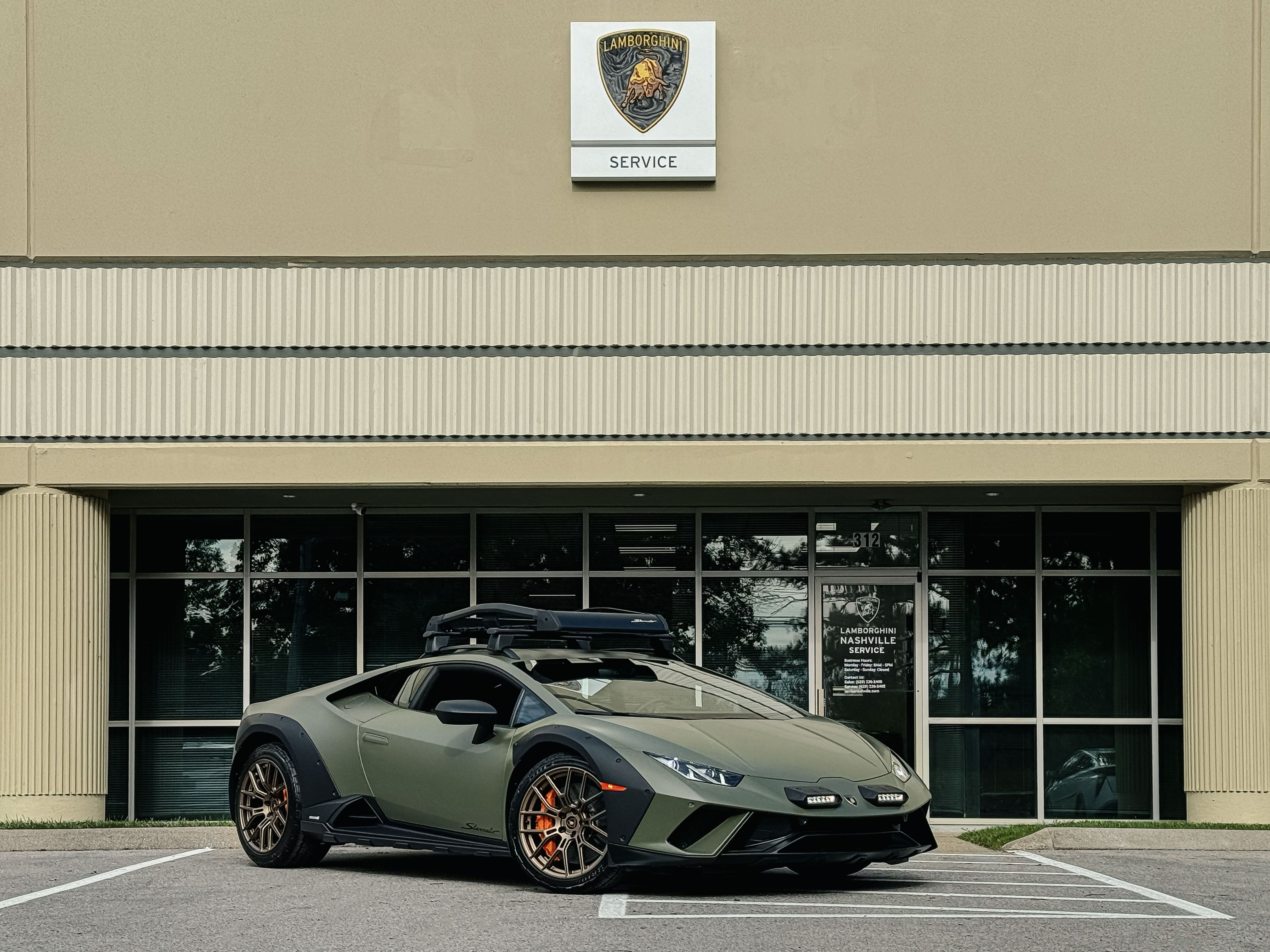Lamborghini Nashville Service Center
