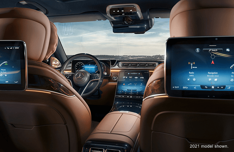 2022 Mercedes-Benz S-Class front seats and dash