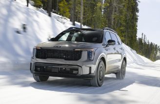 2025 Kia Sorento exterior front view