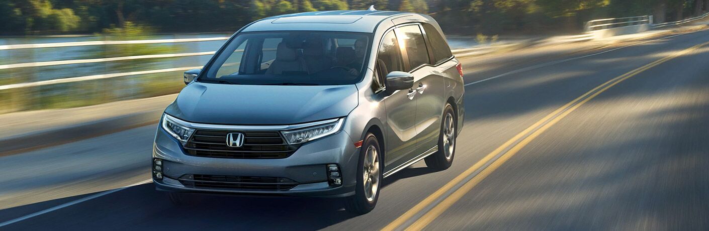 2021 Honda Odyssey front view