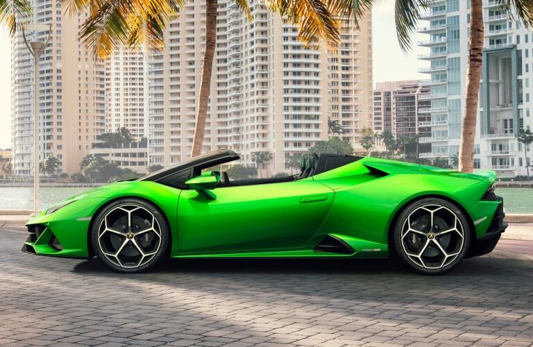 Lamborghini Huracan Evo Spyder Vs Ferrari 488 Spider