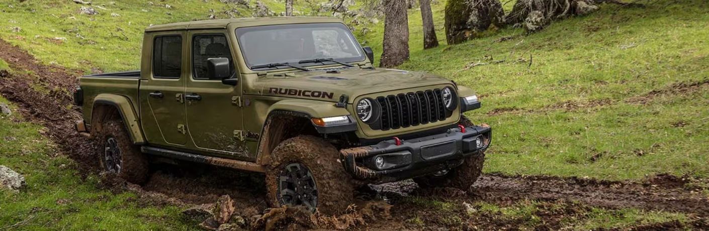 2025 Jeep Gladiator front side view