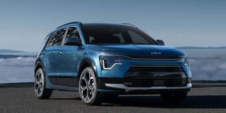 New Kia Niro Plug-in Hybrid exterior front view