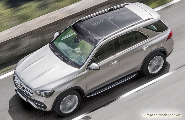 2020 MB GLE exterior top view driver side on blurred road