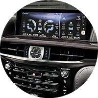 2019 Lexus LX touchscreen closeup
