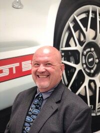 2020 Ford Expedition Platinum front side view