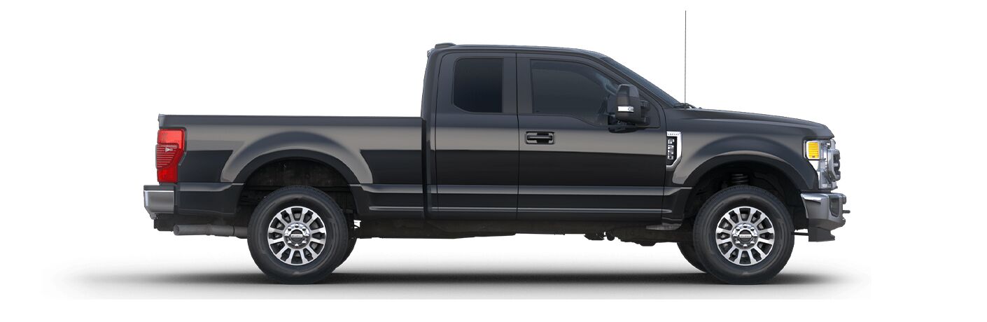 2020 Ford Super Duty F-250 Lariat side view