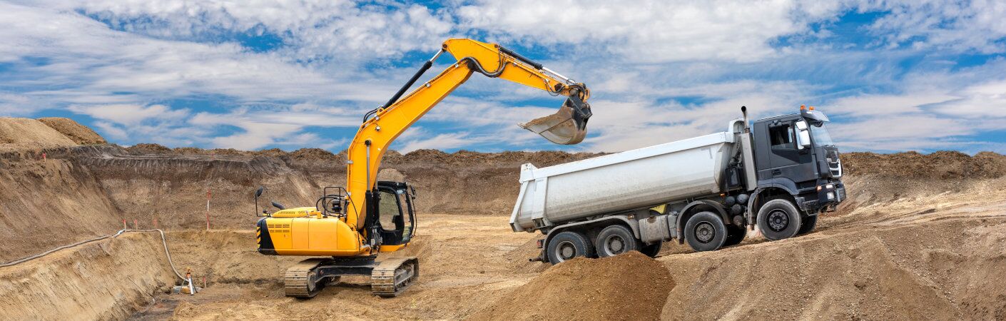 Heavyweight Champs: Comparing Popular Used Heavy Truck Models