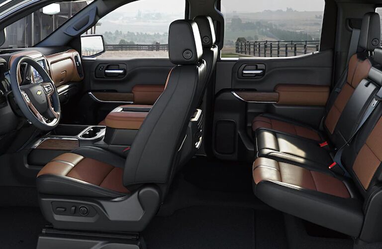 2020 Chevrolet Silverado cabin view