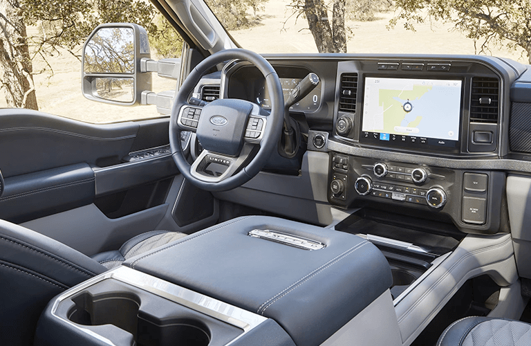 2023 Ford Super Duty F-250 steering wheel