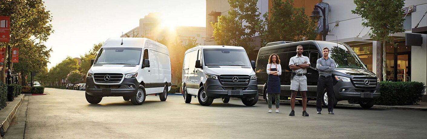 2022 Mercedes-Benz Metris Passenger Van models in a row