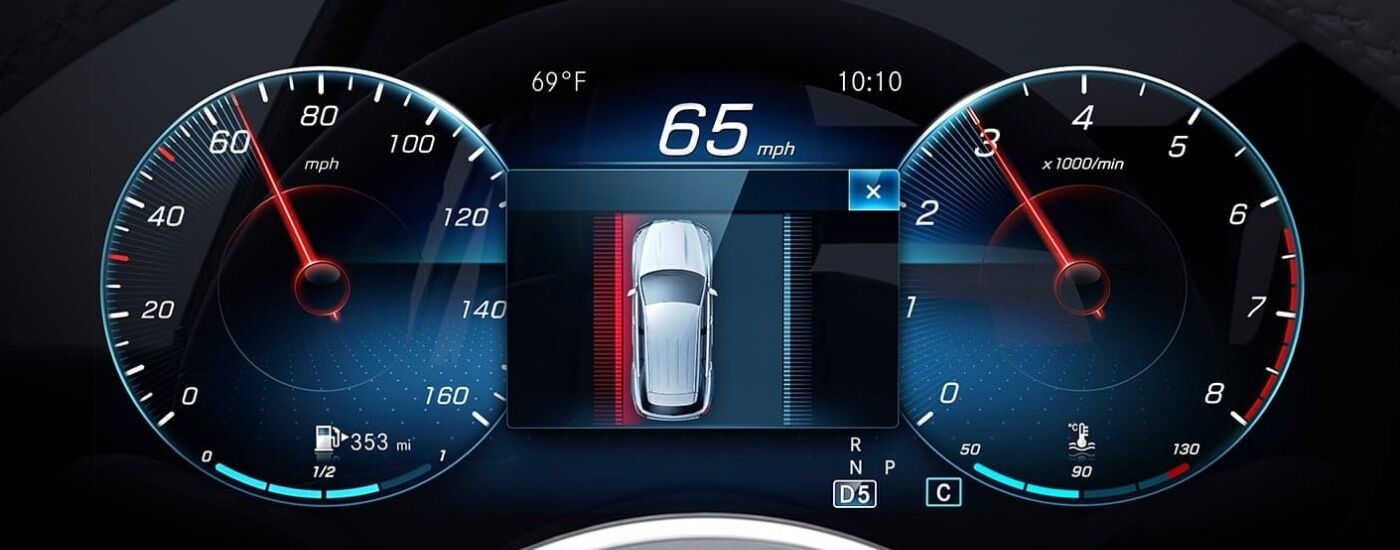 Gauges in a 2020 Mercedes-Benz GLE