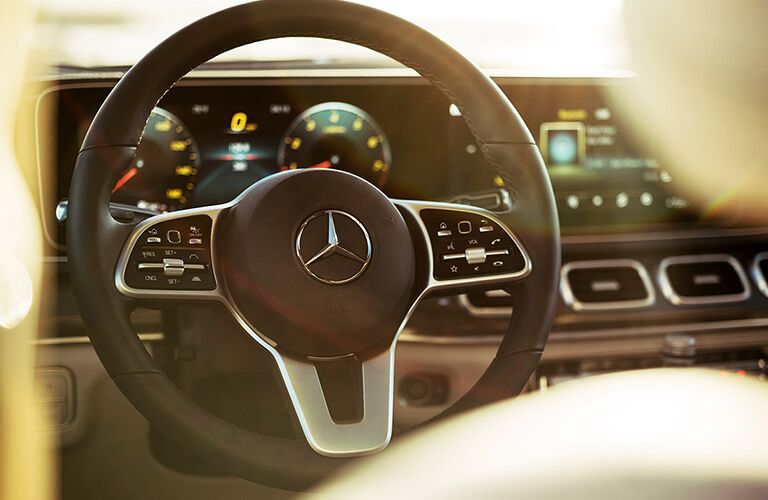 2022 Mercedes-Benz GLE steering wheel