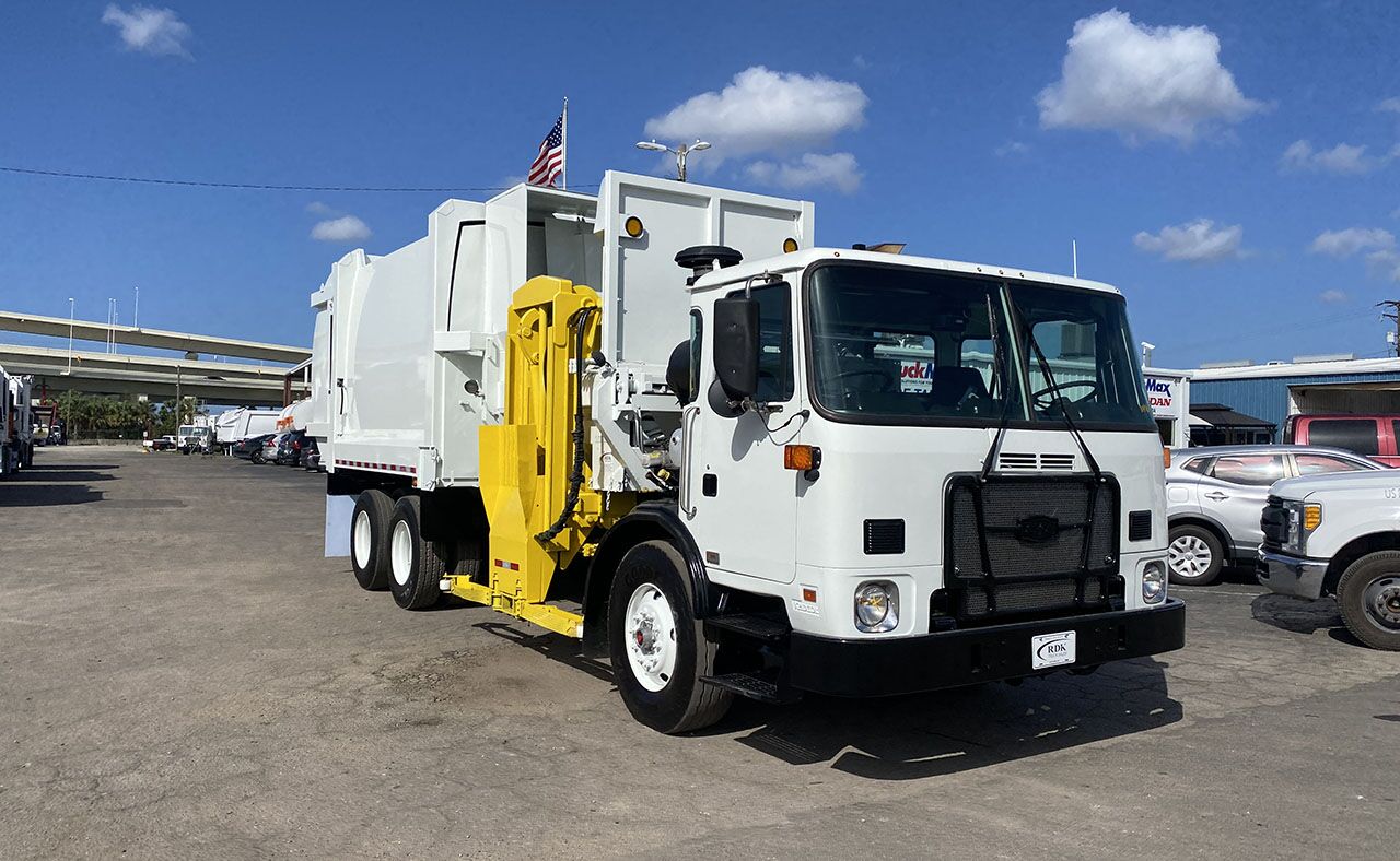 2019 Autocar Side Loader Garbage Truck