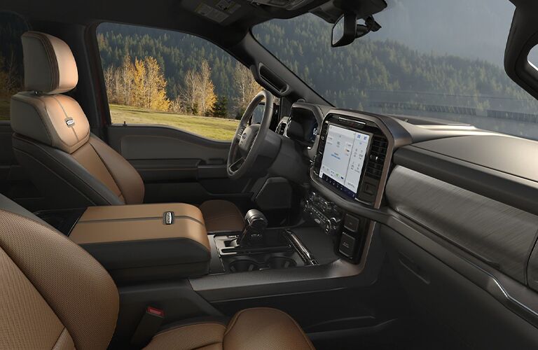 2021 Ford F-150 Platinum front seats