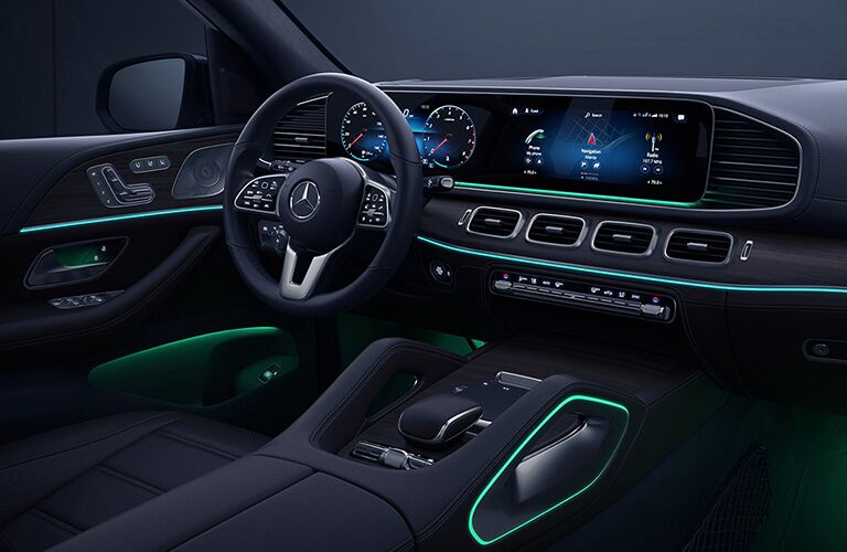 2022 Mercedes-Benz GLE front seats