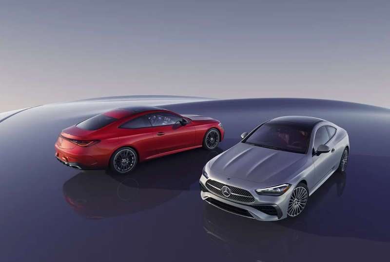 A front and rear exterior view of the 2026 Mercedes-Maybach® GLS 600 SUV