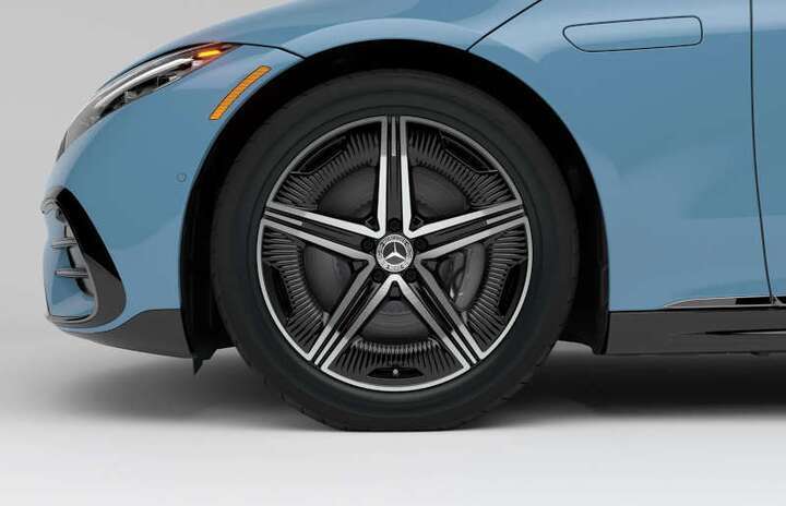 2025 Mercedes-Benz EQS wheel