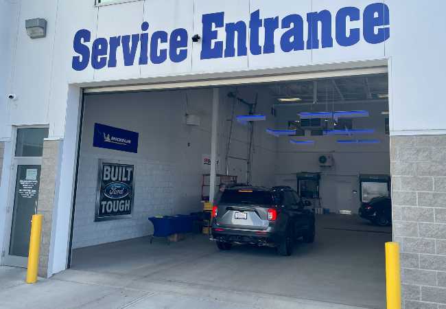 Entrance to Sherwood Ford Tire Shop and Service Center