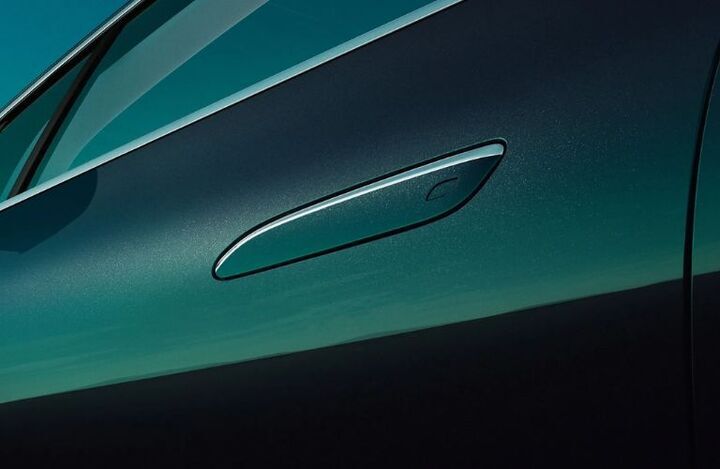 2024 Mercedes-Benz EQE 350 4MATIC Sedan door design