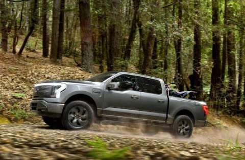 2022 Ford F-150 Lightning with standard 4X4 capability for off-road