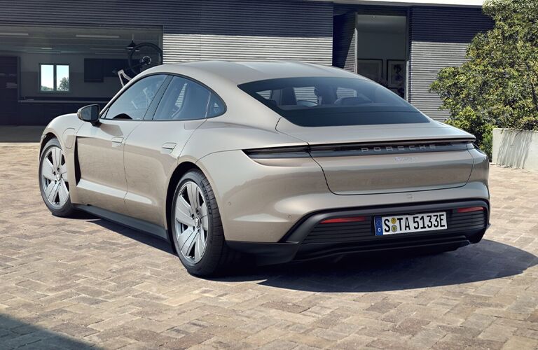 Rear view of the 2022 Porsche Taycan