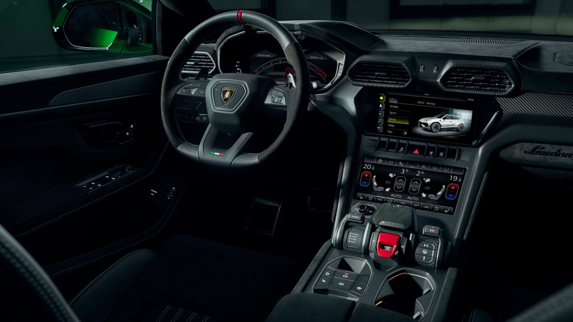 URUS Performante interior