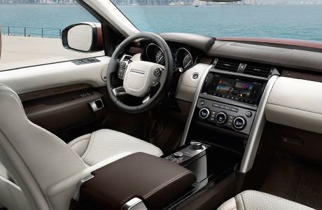 Range Rover Discovery Interior Versatility