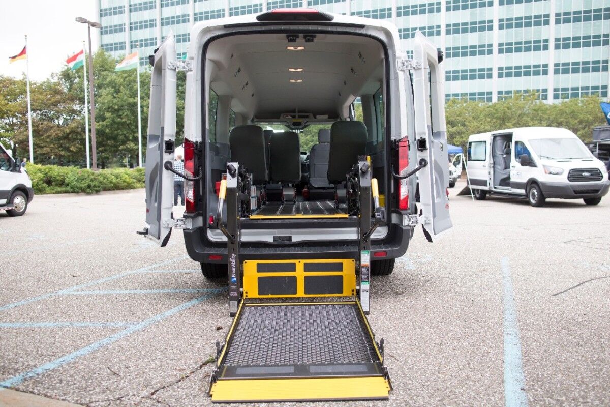 Arriba 177+ imagen used wheelchair vans under 10000 near me bl