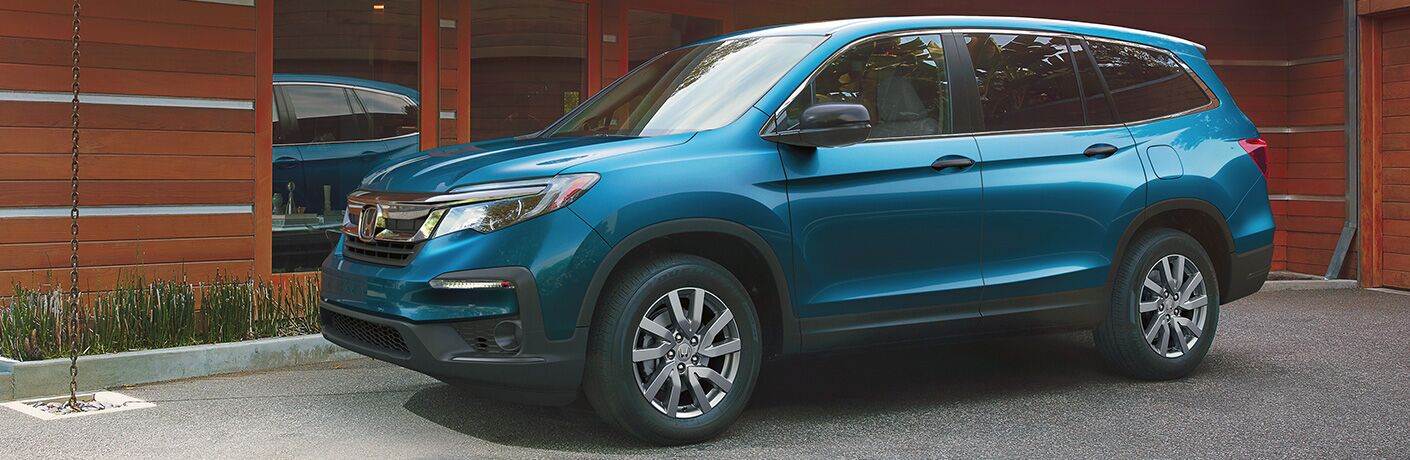 teal 2020 Honda Pilot side view