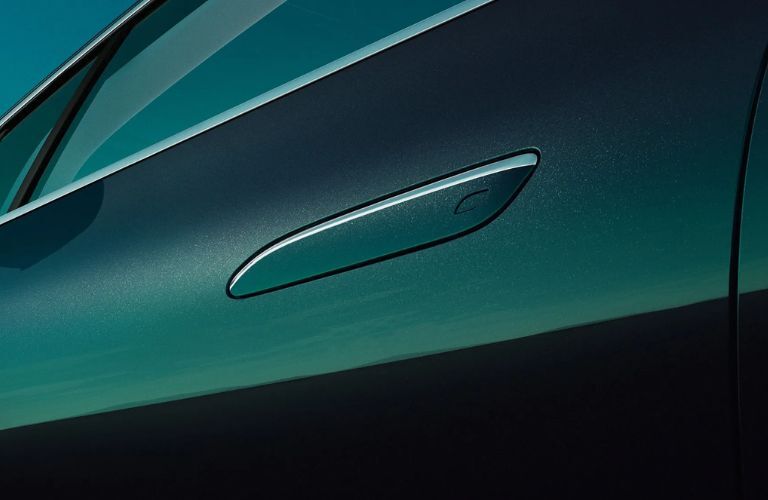 Flush door handles of the 2024 Mercedes-Benz EQE 350