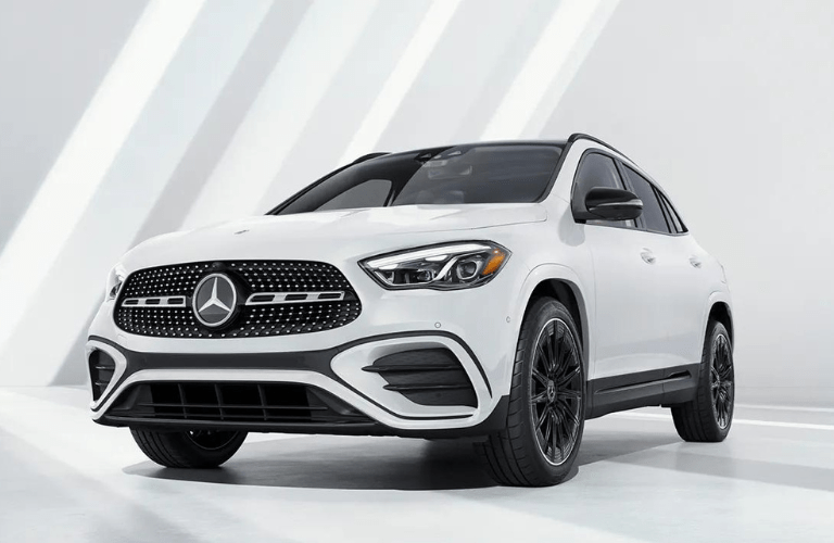 2024 Mercedes-Benz GLA SUV exterior front view