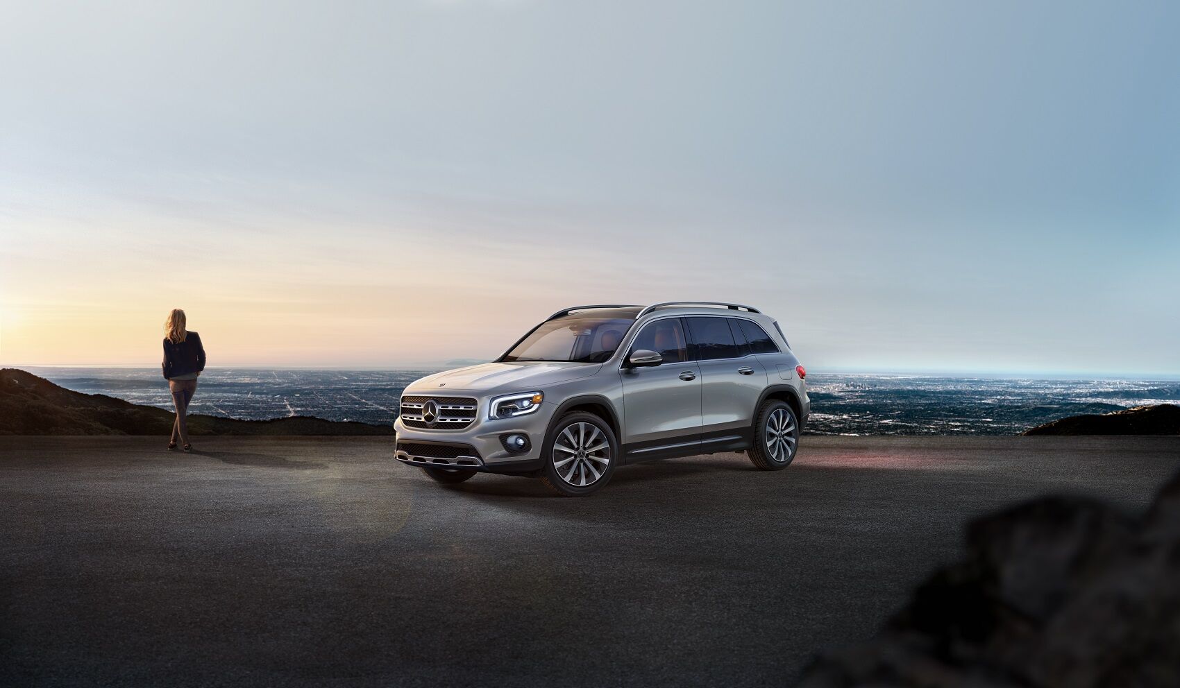 Mercedes-Benz Dealer